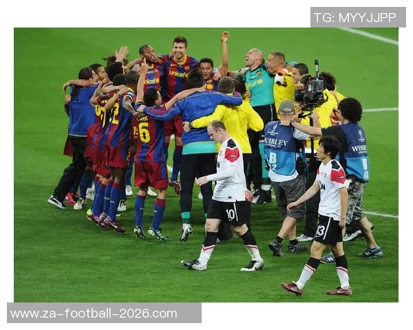 阿根廷足球文化的艰辛历程与激情碰撞的深刻反思